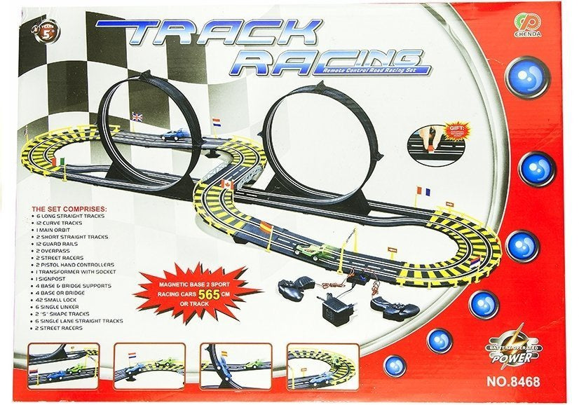 Lenktynių trasa su 2 automobiliais, kilpomis ir maitinimo šaltiniu 565 cm