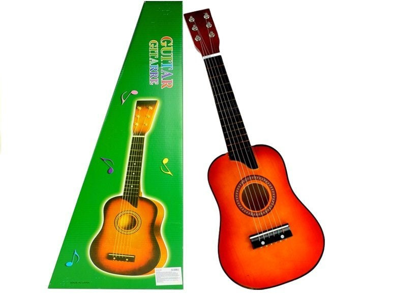 Klasikinė raudona medinė gitara, atrodanti kaip tikra
