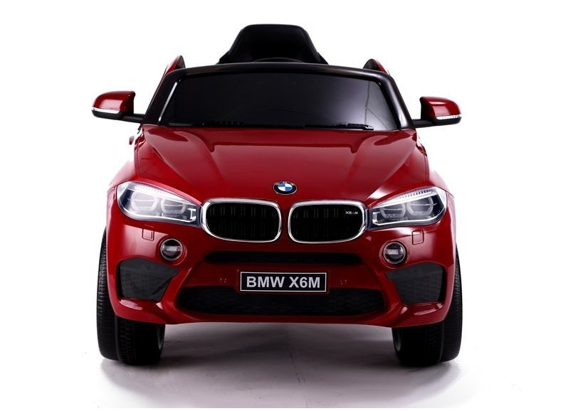 BMW X6 raudonas – elektrinis vaikiškas automobilis