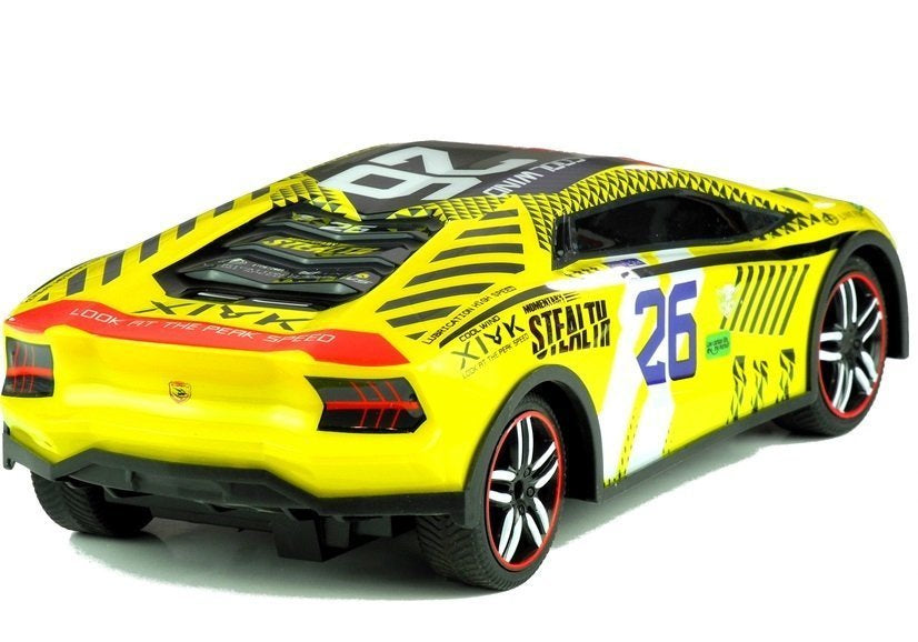Nuotoliniu būdu valdomas sportinis automobilis R/C (geltonas)