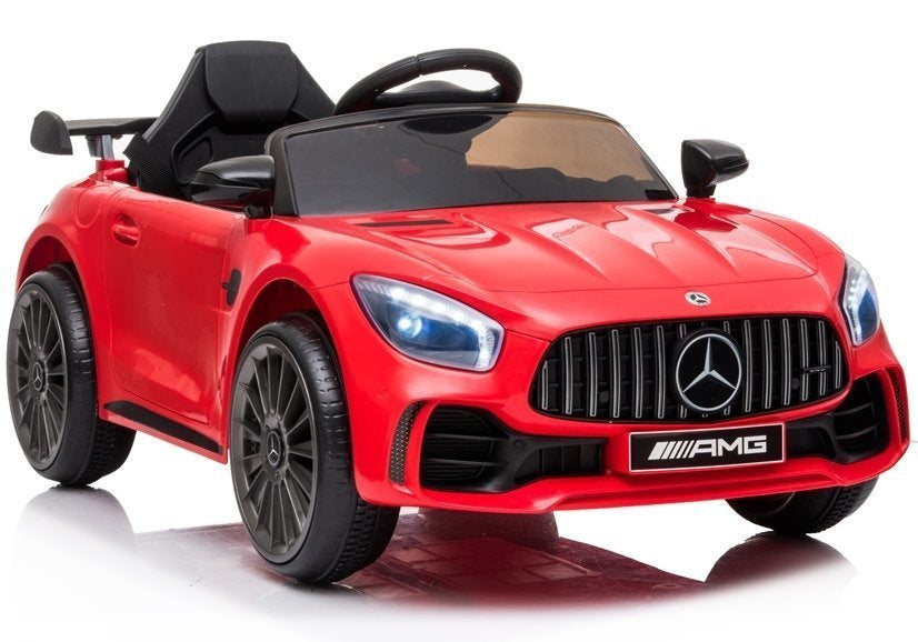Elektrinis automobilis „Mercedes AMG GT R“, raudonas