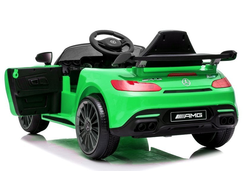 Elektrinis automobilis „Mercedes AMG GT R“, žalias
