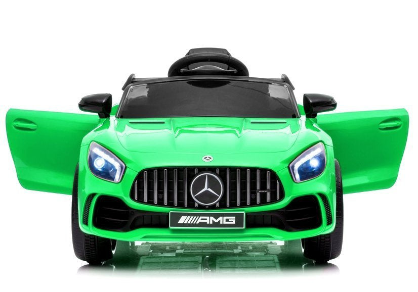 Elektrinis automobilis „Mercedes AMG GT R“, žalias