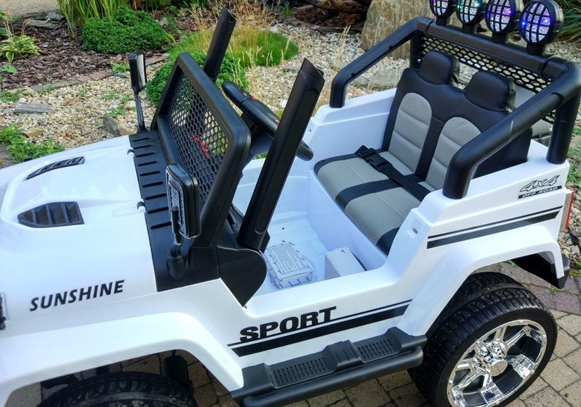 Elektrinis visureigis S2388 Jeep, baltas, 4x45W
