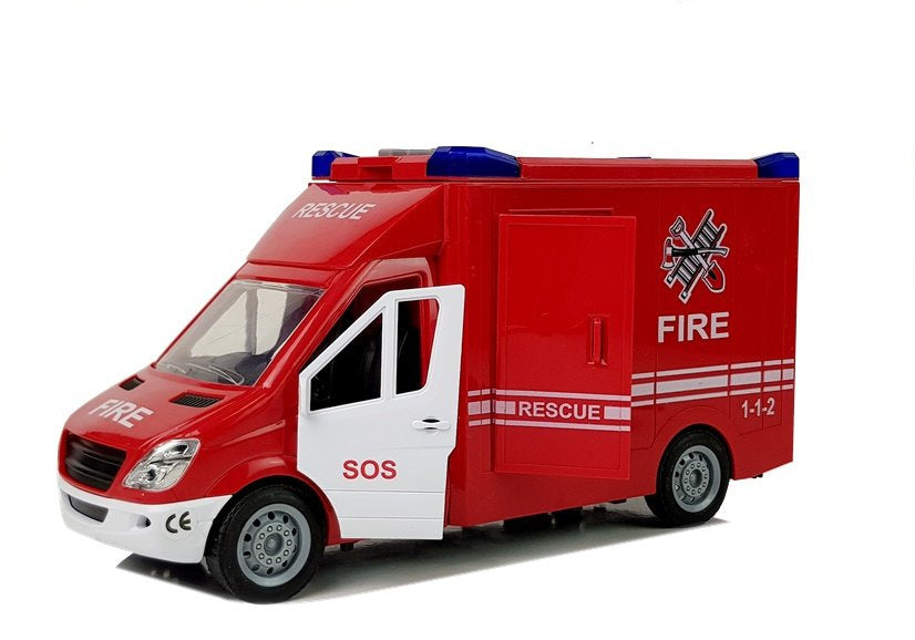 Gaisrinės automobilis su trintiniu pavaru, atsidarančiomis durelėmis, garsu