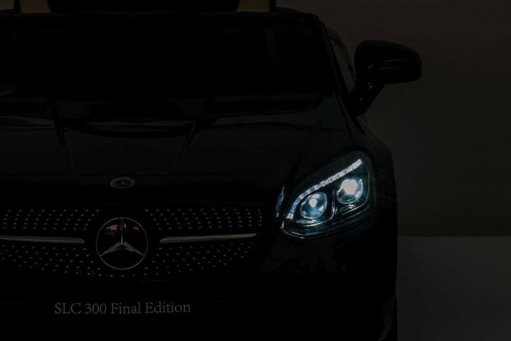 Elektrinis važiuojamas automobilis Mercedes SLC 300, juodas