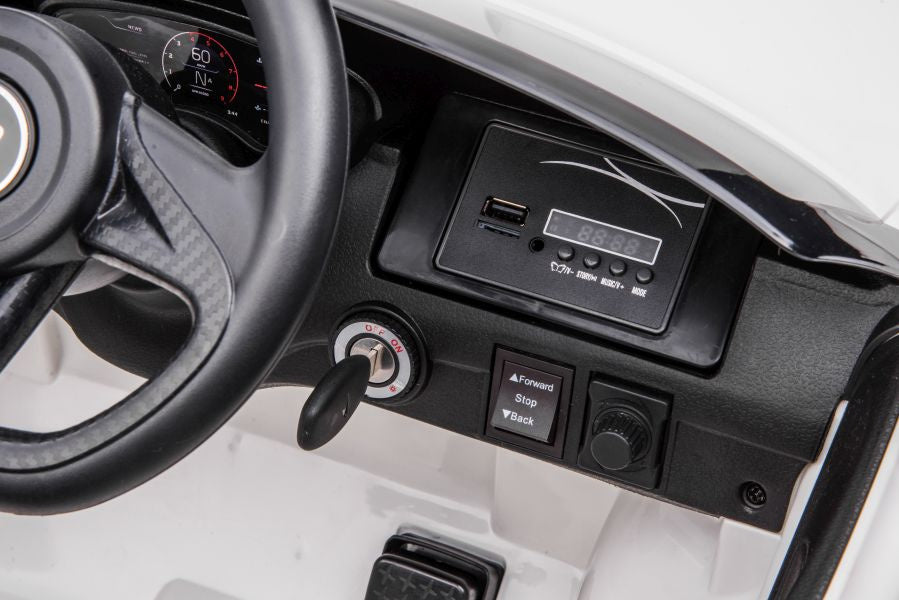 Elektrinis važiuojamas automobilis McLaren GT 12V, baltas