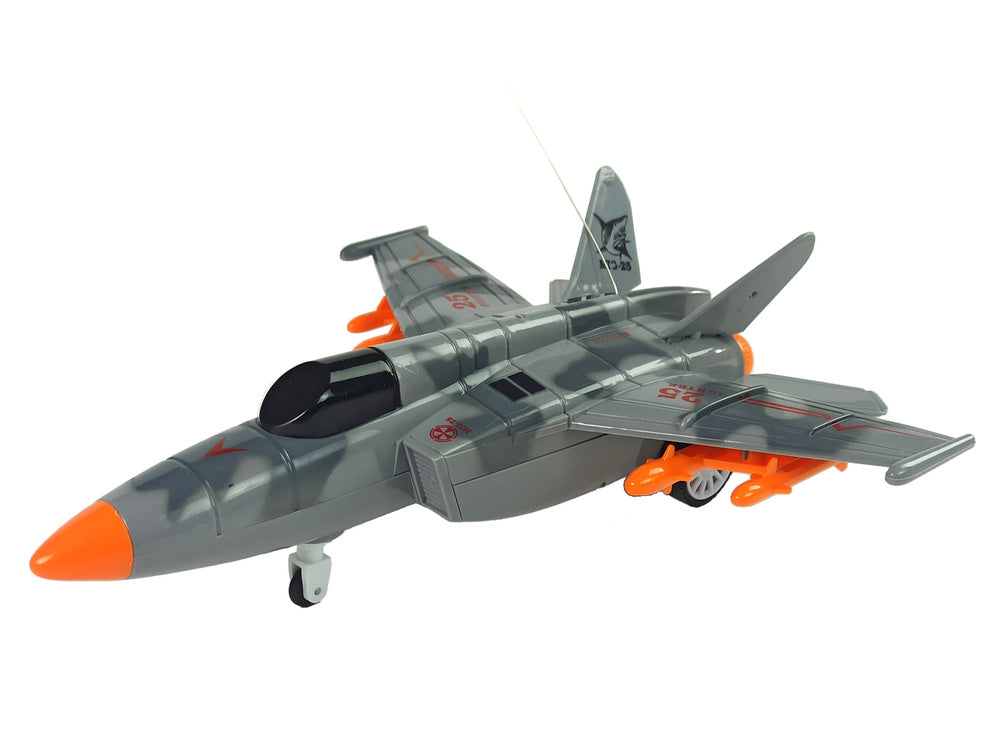 Nuotoliniu būdu valdomas karinis lėktuvas MIG-25, 40 MHz