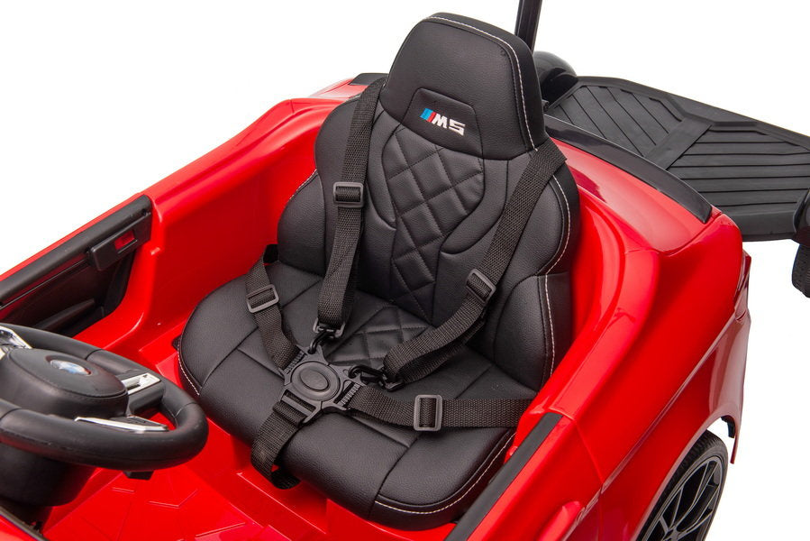 Elektrinis važiuojamas automobilis BMW M5 su tėvų valdymo platforma, raudonas, lakuotas