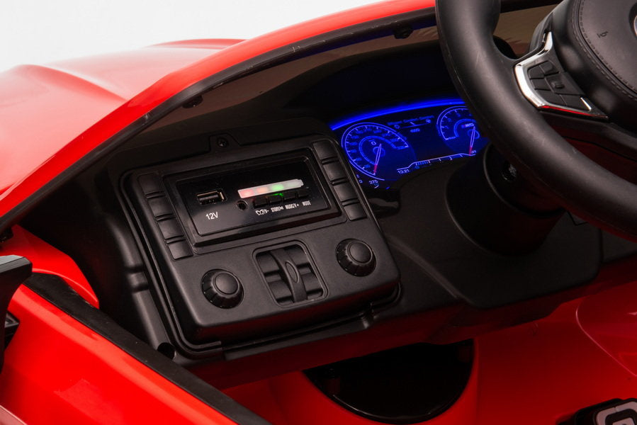 Elektrinis važiuojamas automobilis BMW M5 su tėvų valdymo platforma, raudonas, lakuotas