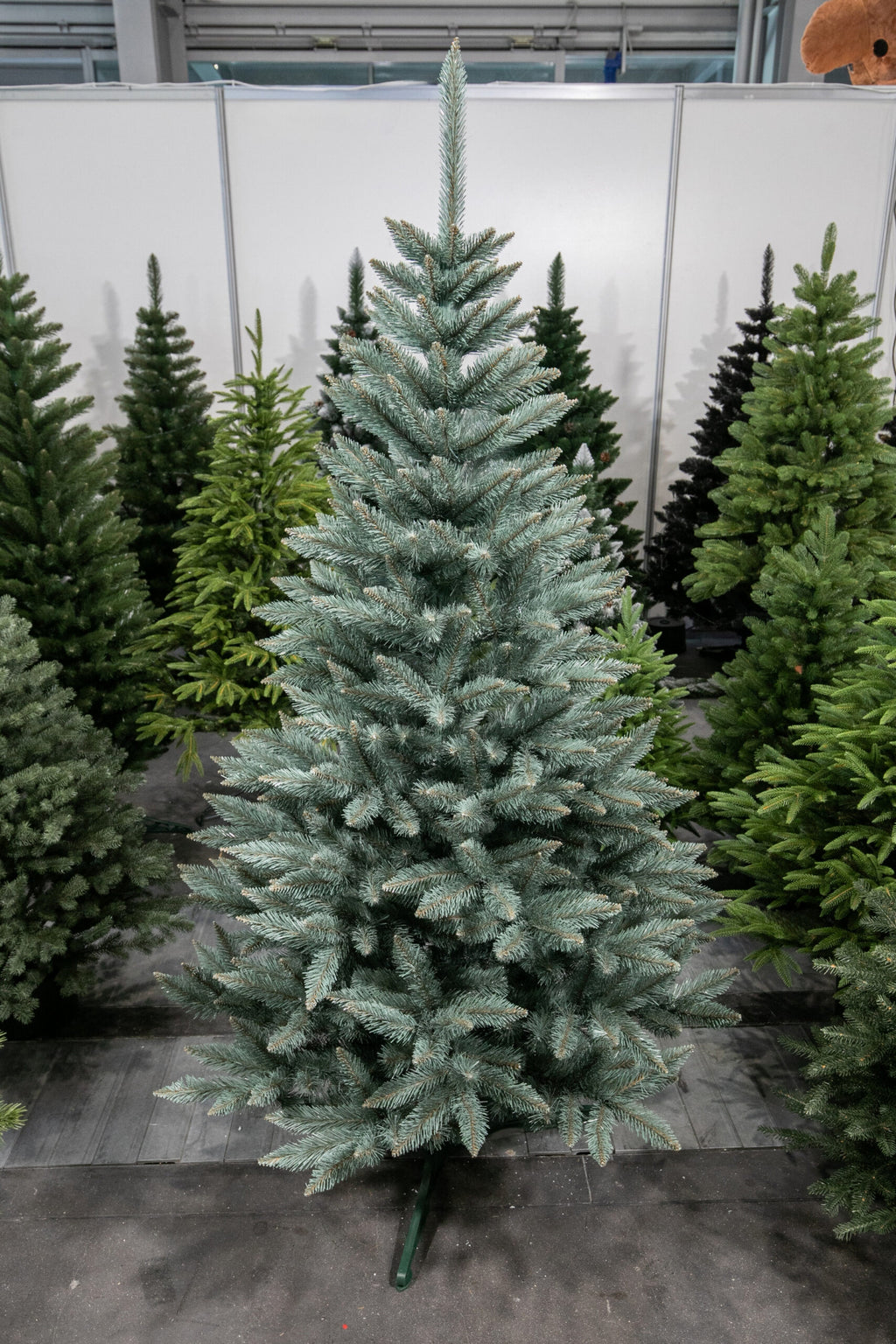 220 cm Dirbtinė Kalėdų eglutė Siberian Spruce